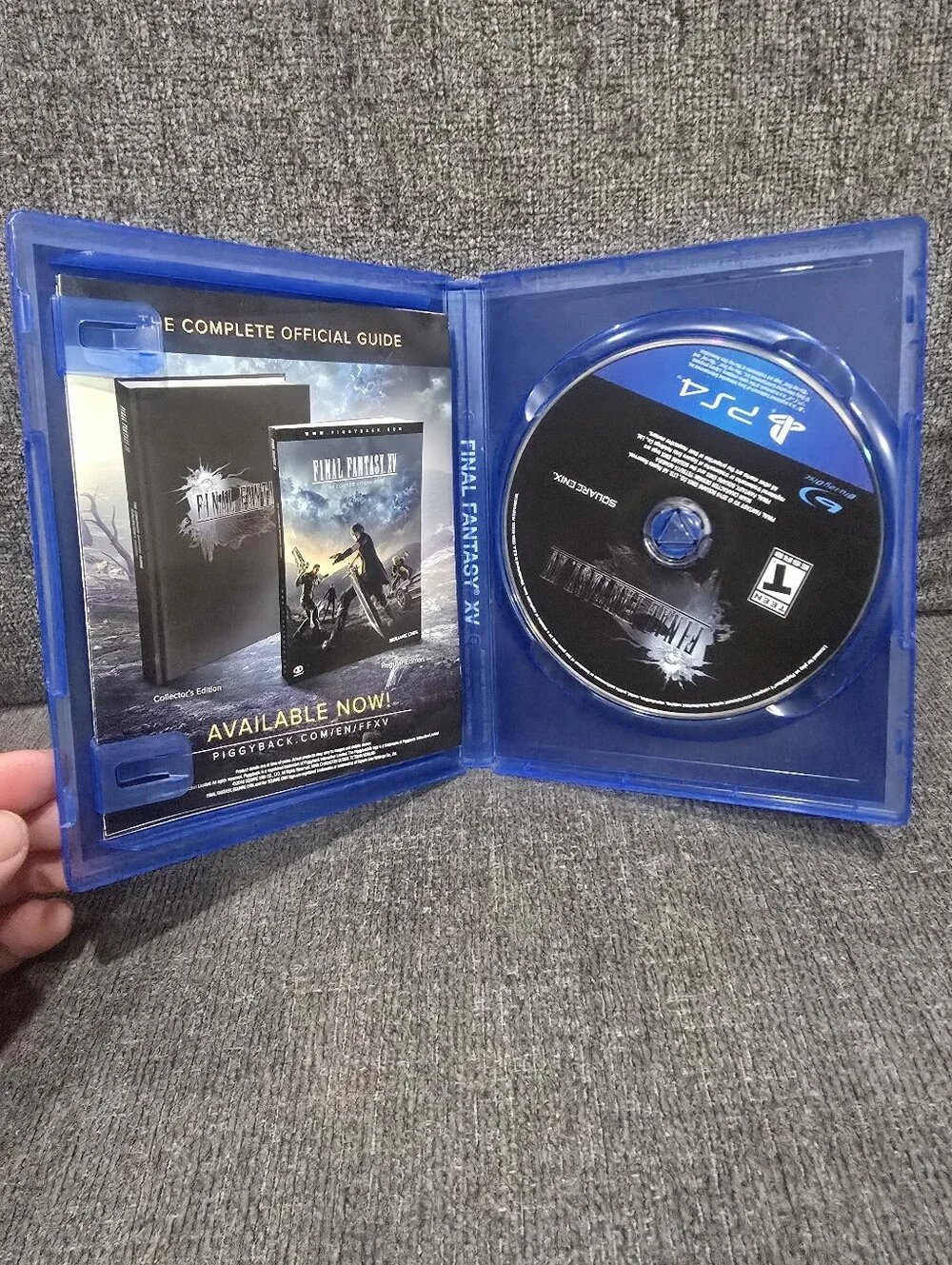 Final Fantasy XV (PS4) - Blue Case